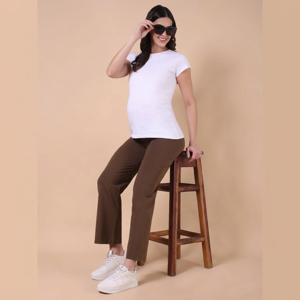 Maternity Comfy Straight Pant - Adjustable waist - Brown