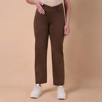 Maternity Comfy Straight Pant - Adjustable waist - Brown