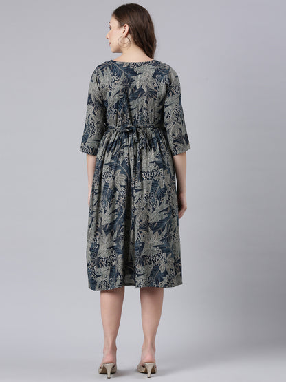 Oxford maternity and feeding dress