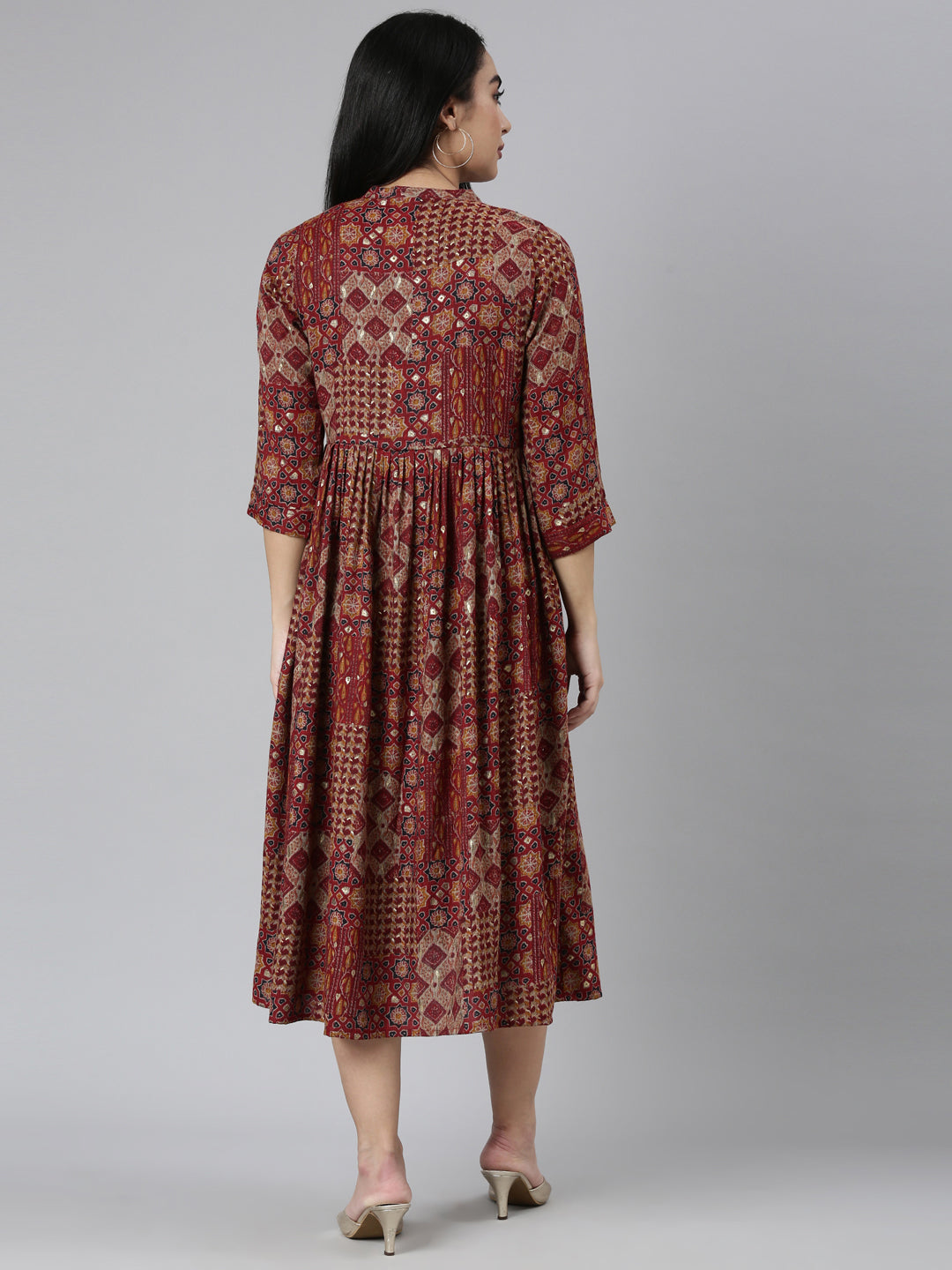 Persian maternity and feeding dress