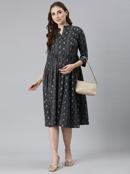 Navy hazel maternity and feeding dress